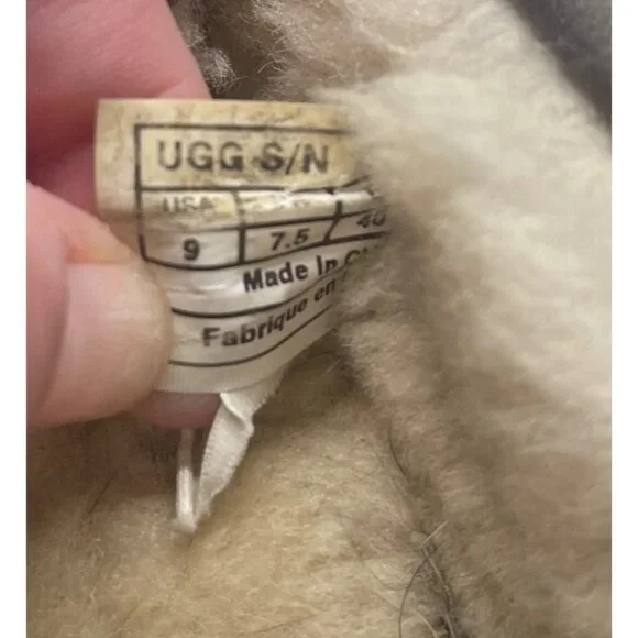 UGG Brett Taupe Moccasin Slippers Sheepskin Suede 1005531 Womens 9 (1c45) - Picture 7 of 7